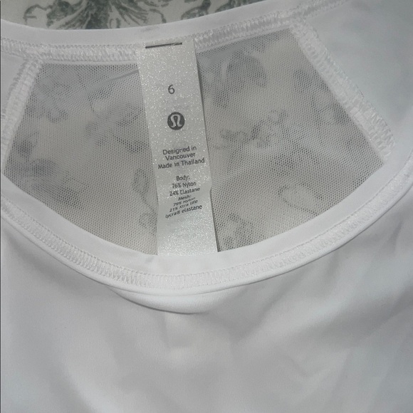 Lululemon Athletica White Mesh Detail Top - Picture 2 of 5